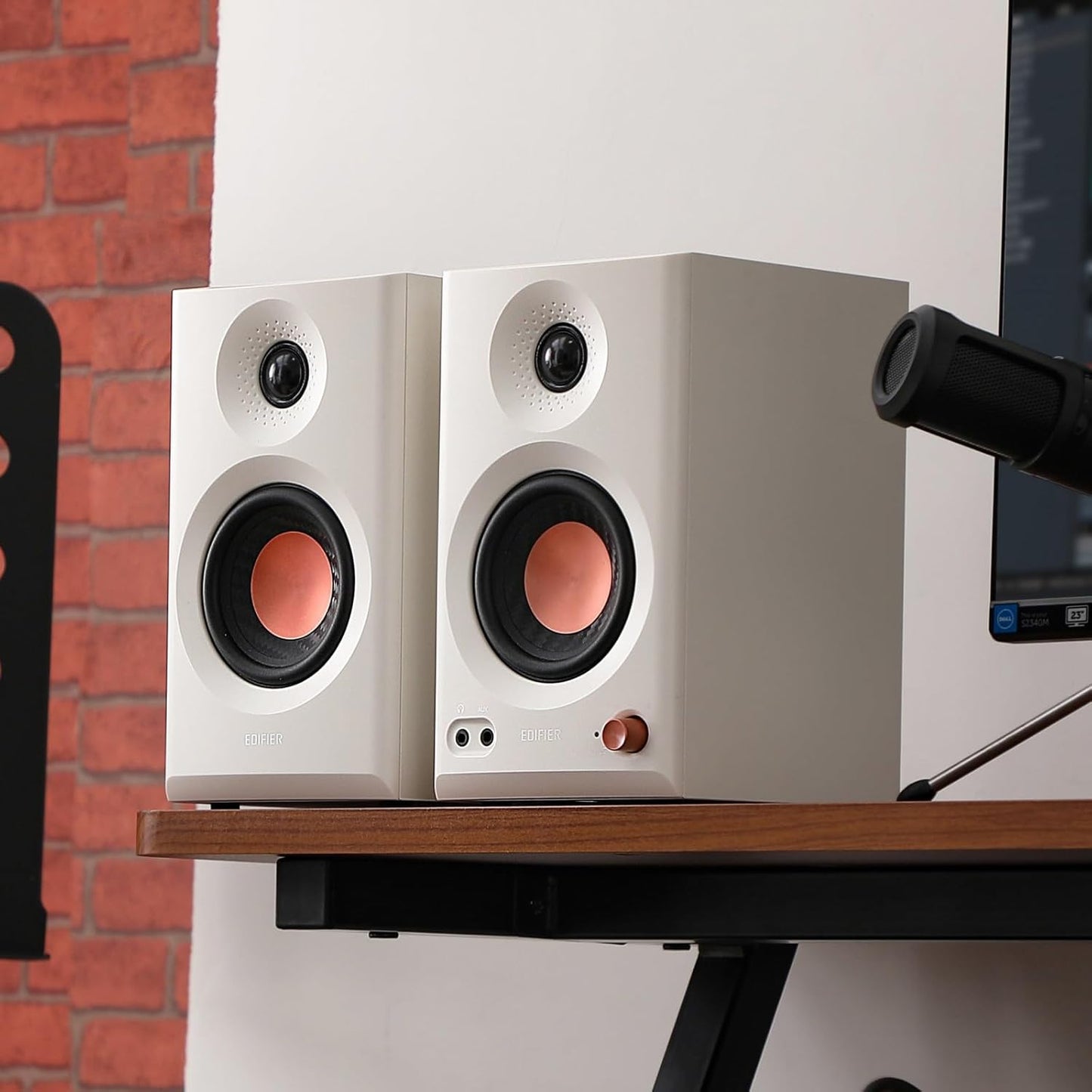 Edifier MR3BT - Powered Studio Monitor Speakers