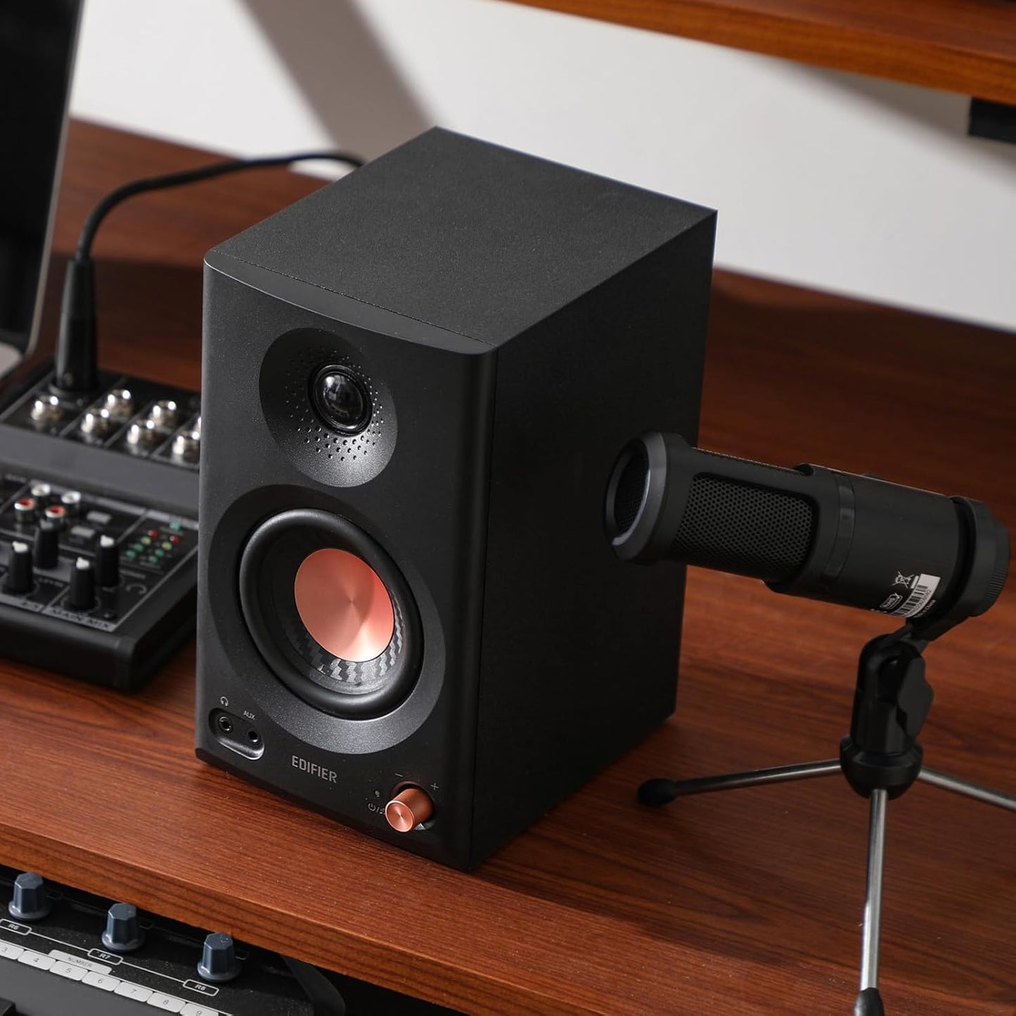Edifier MR3BT - Powered Studio Monitor Speakers