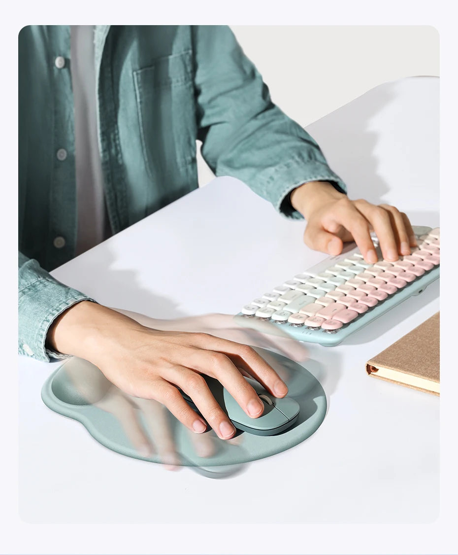 UGREEN Ergonomic Mouse Pad with Wrist Rest - LP668